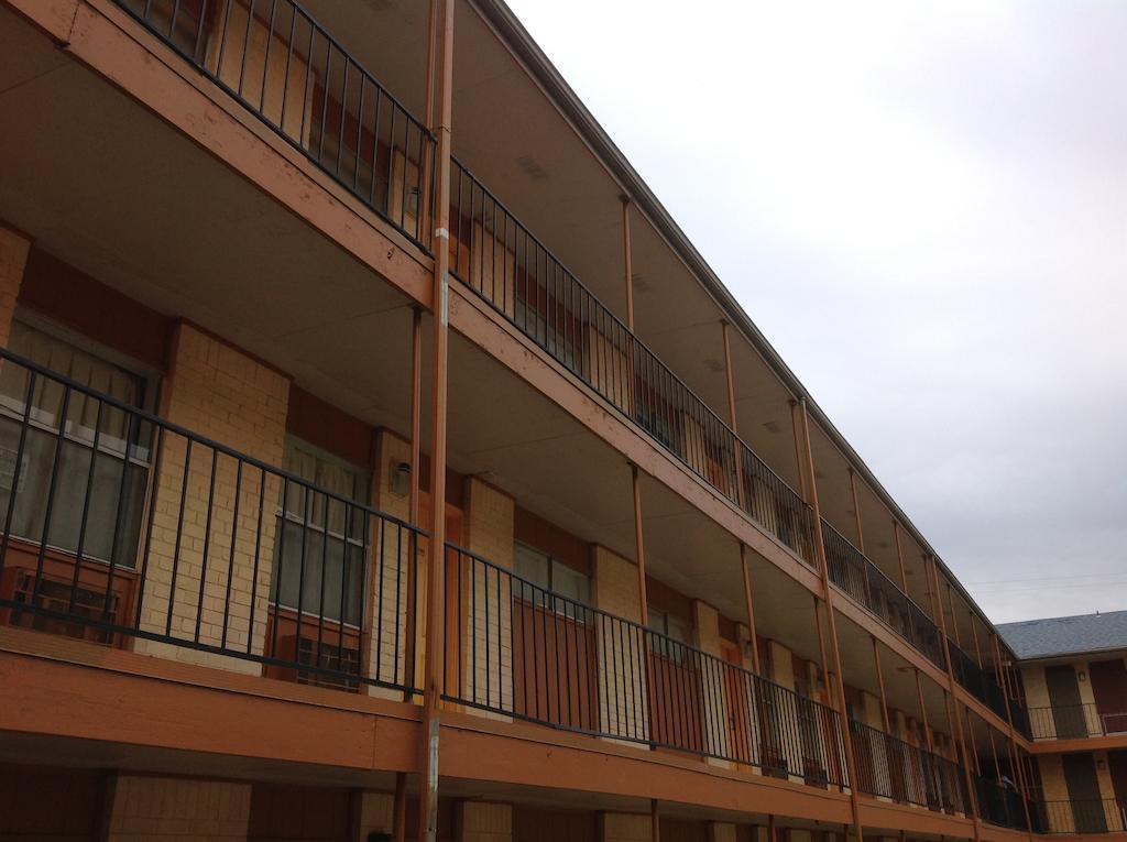 Express Inn Fort Worth Esterno foto