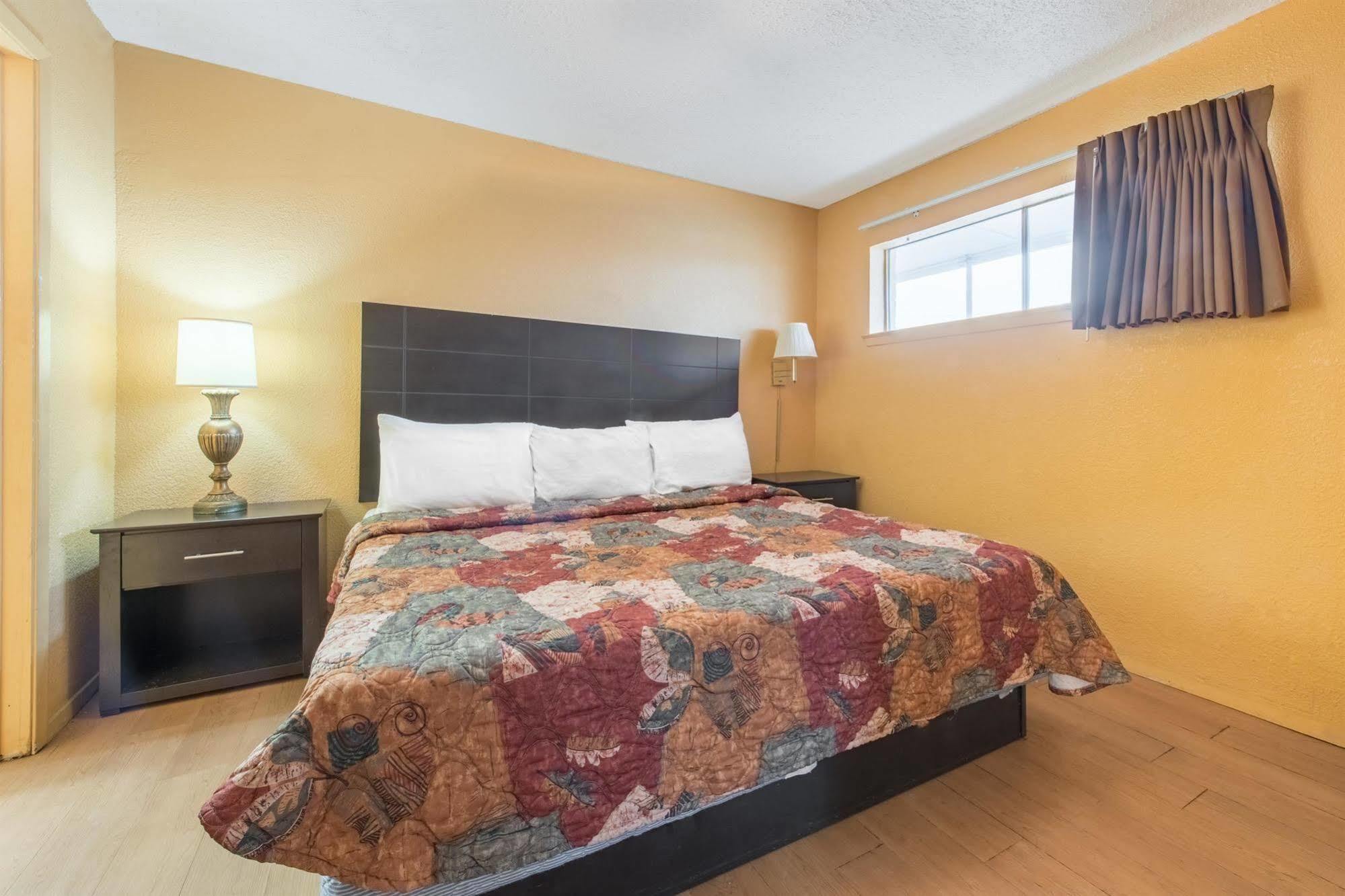 Express Inn Fort Worth Esterno foto